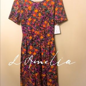 Floral Amelia LuLaRoe dress.